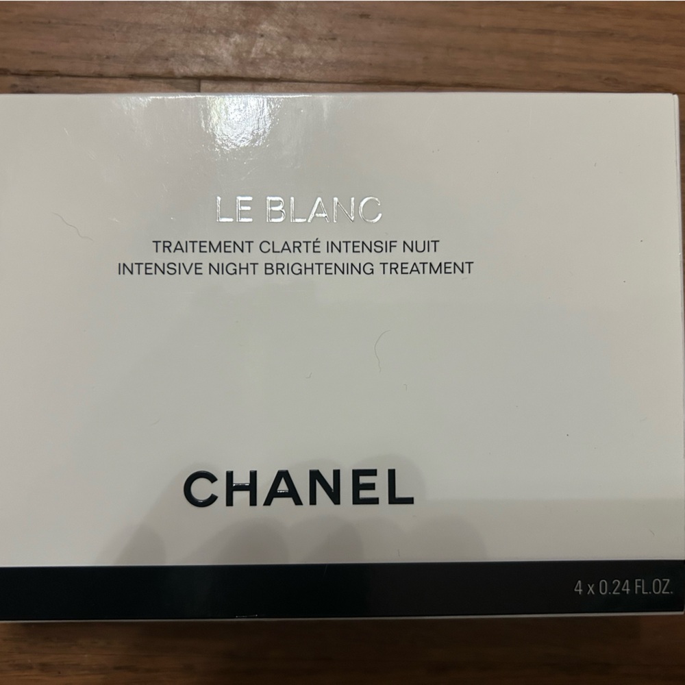 Chanel Le Blanc Night Brightening Treatment 4 Piece 
4 X 0.24 fl oz